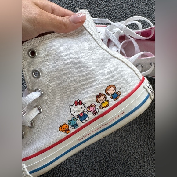 Hello Kitty high top converse - Picture 12 of 14